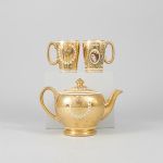 532937 Teapot